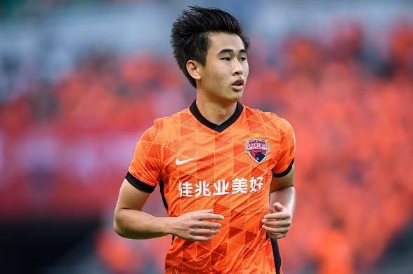 ”忻钰坤导演认为：“对我来讲这是华语片今年的第一！这部电影就像很多经典的电影那样，有很多温暖的时刻打动我们